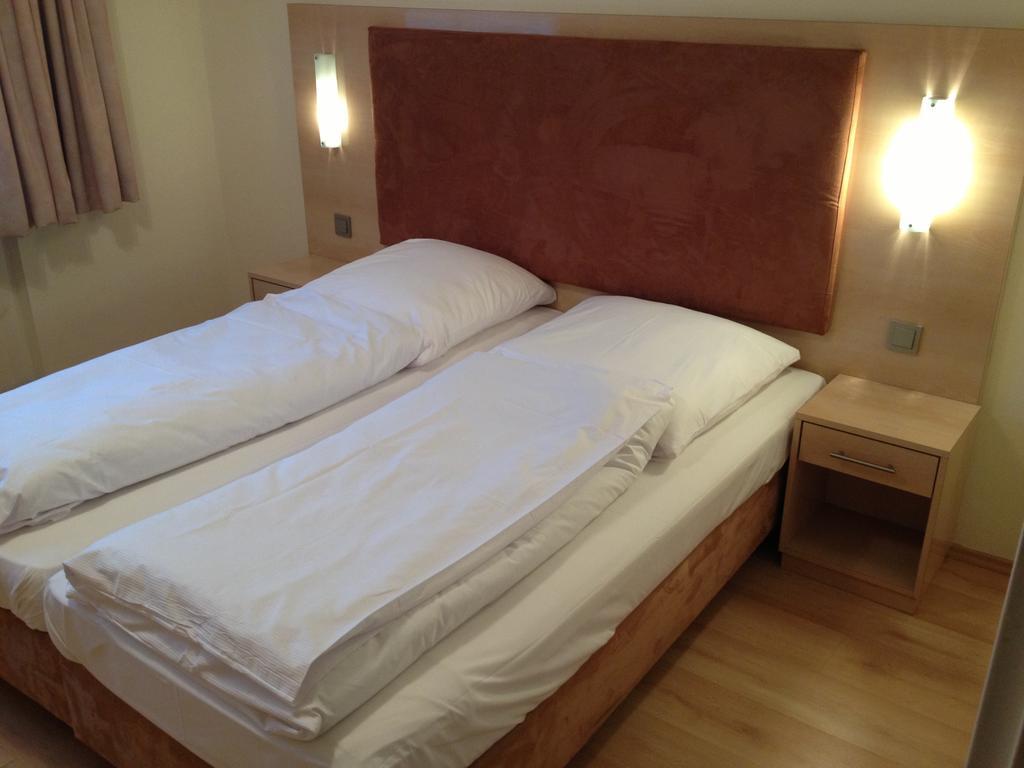 Hotel Alleenhof Frankfurt am Main Room photo