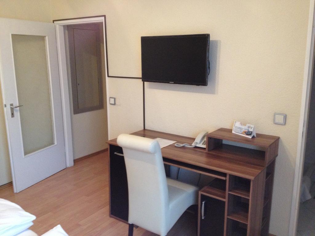 Hotel Alleenhof Frankfurt am Main Room photo